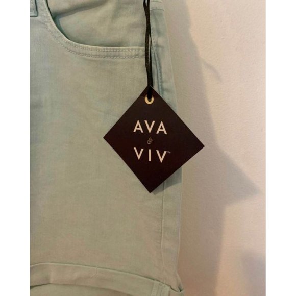 Women's Mint Jean Shorts - Picture 6 of 6